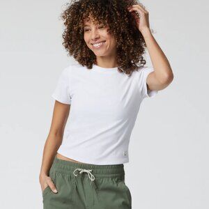 Vuori Pose Fitted Tee (brand new)